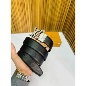 Louis Vuitton Reversible Belt